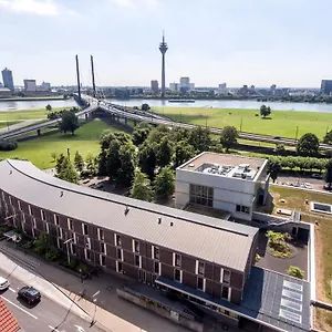 Jugendherberge Duesseldorf Хостел