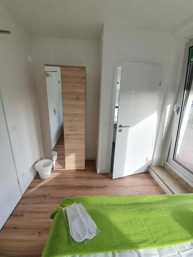 Studiotel Top Loft Дюссельдорф 3*,  Германия